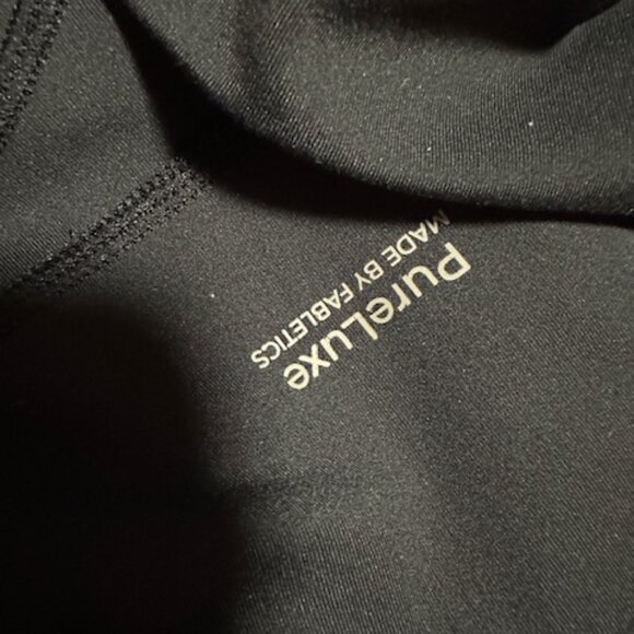 Fabletics leggings size small - Picture 2 of 3